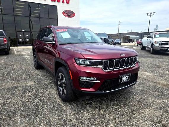 JEEP GRAND CHEROKEE 2023 1C4RJYB60PC633403 image